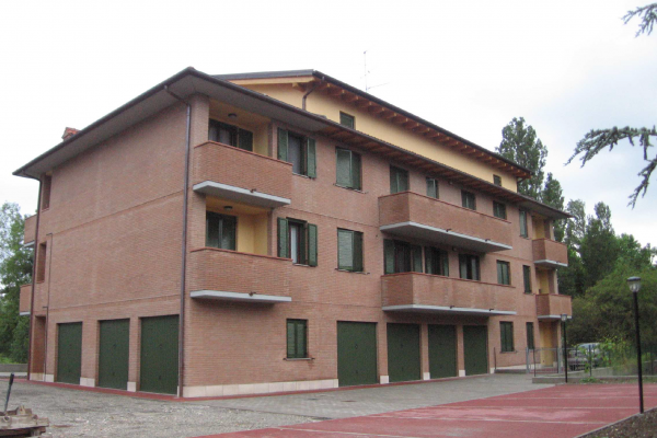 Modena palazzina San Damasio