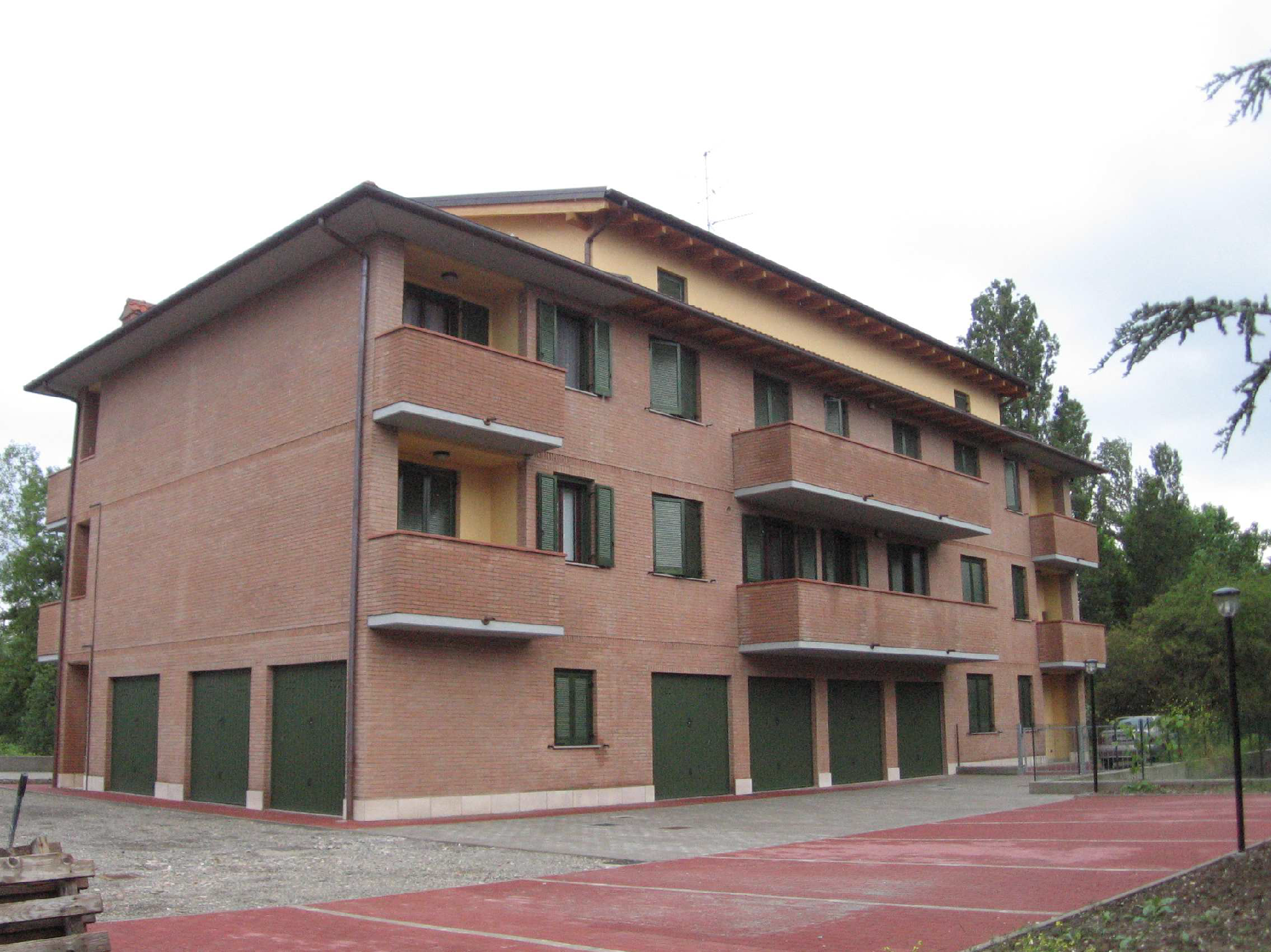 Modena-palazzina-San-Damasio